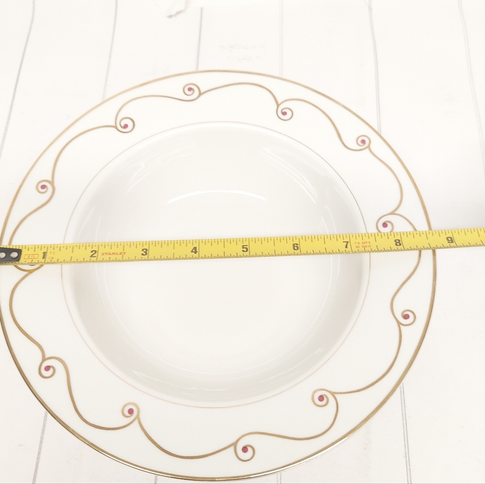 Pier 1 Holiday Scroll Gold Rimmed Porcelain Soup Plates Set of 2 - Picture 7 of 7